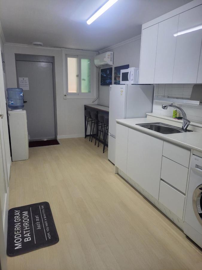 Brand New 2 Bedroom Apartment #6 Seoul Eksteriør bilde