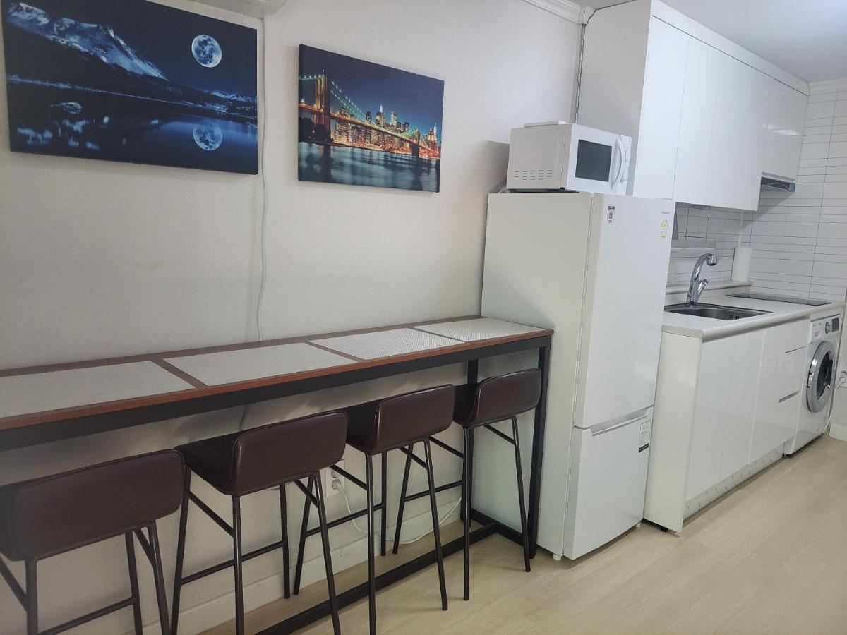 Brand New 2 Bedroom Apartment #6 Seoul Eksteriør bilde